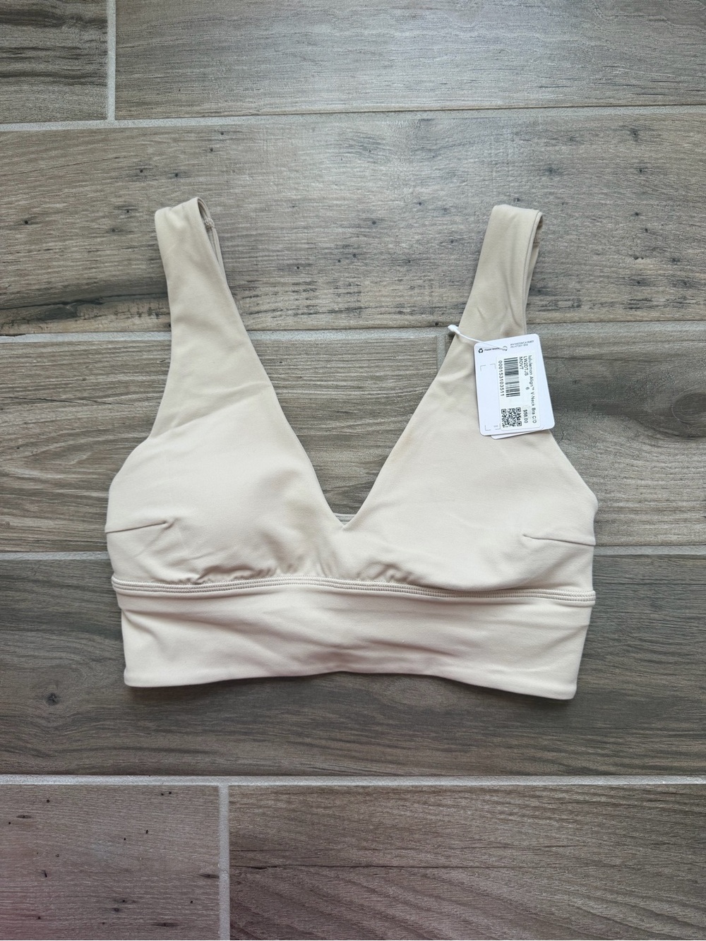 Lululemon New With Tags Align Sports bra sz 6 neutral sand